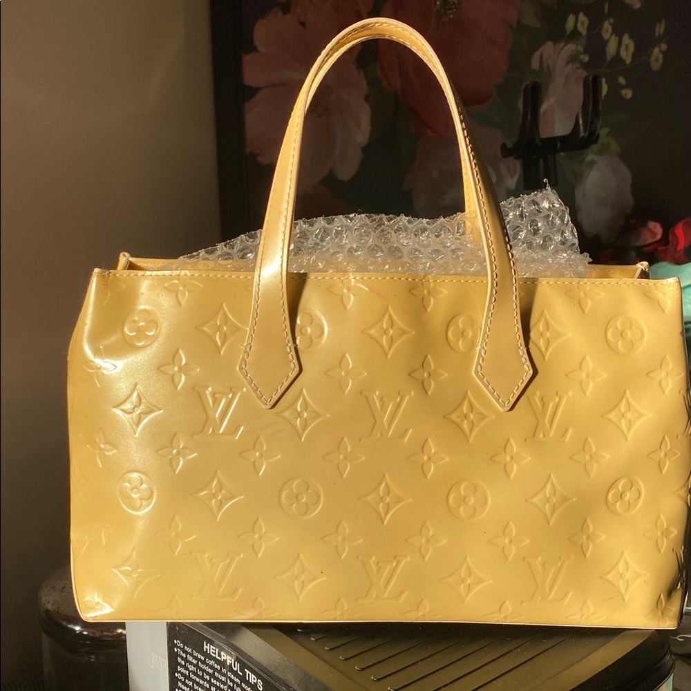 Louis Vuitton Shiny Gold Monogram Satchel - Picture 8 of 14